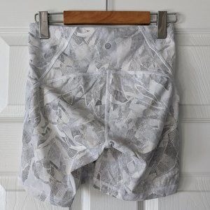 lululemon align shorts